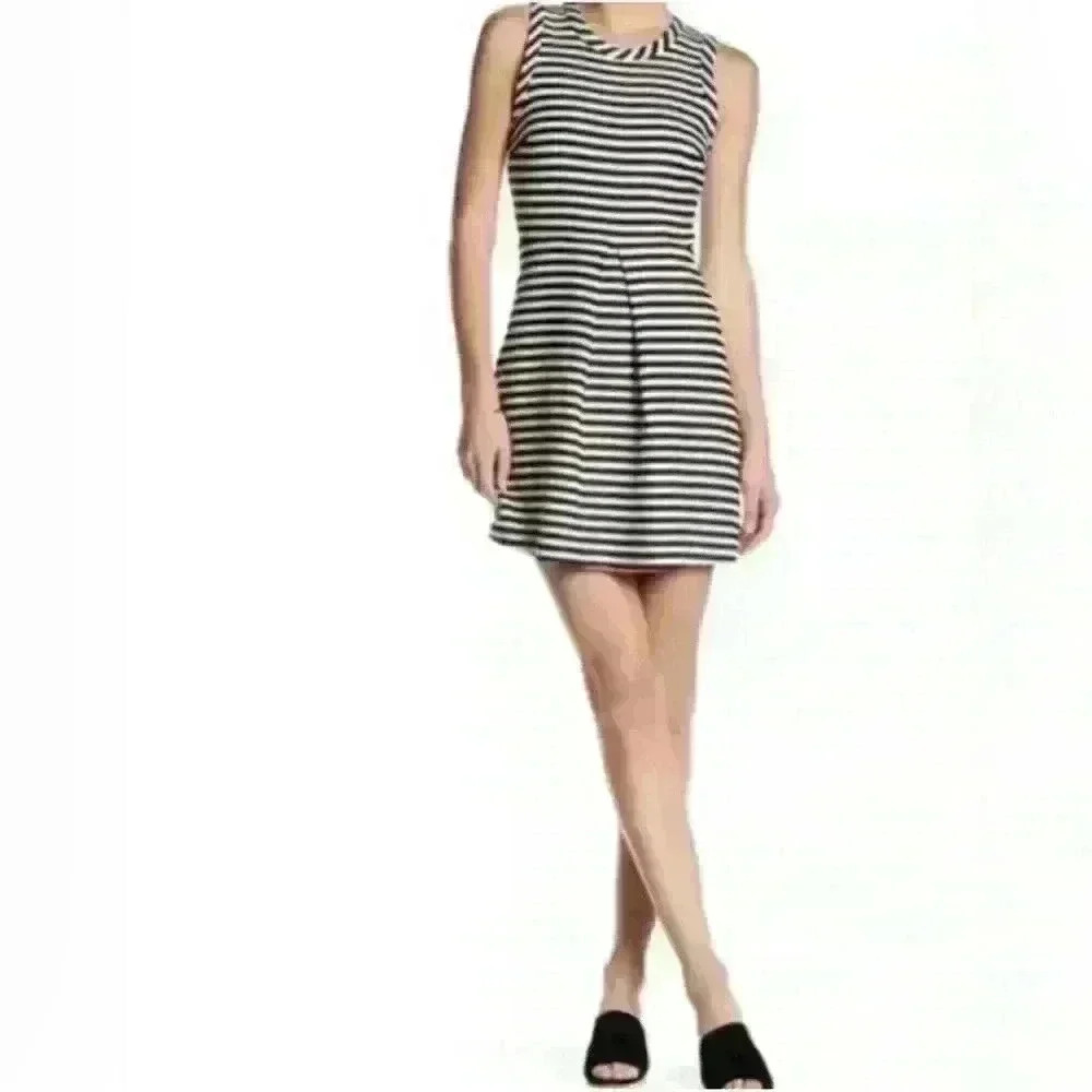 Madewell fit and flare 100% cotton dress